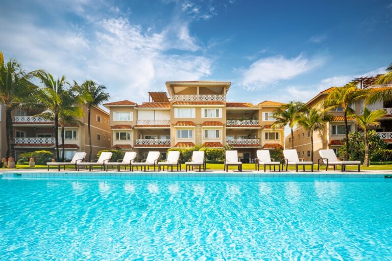 05 Pool