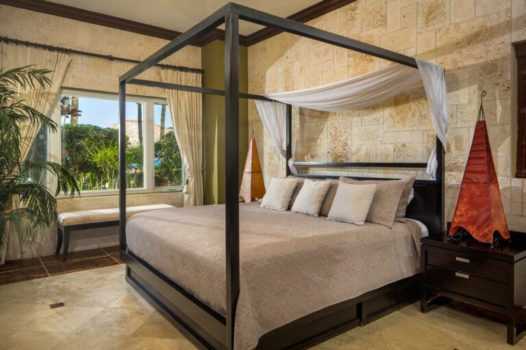 23 Bedroom 1